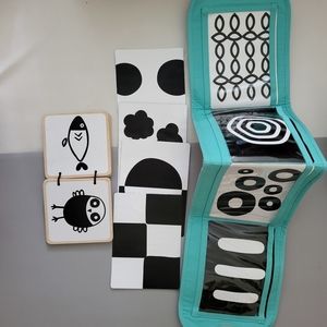 [Pending] Lovevery Black and White Cards & Wooden Book